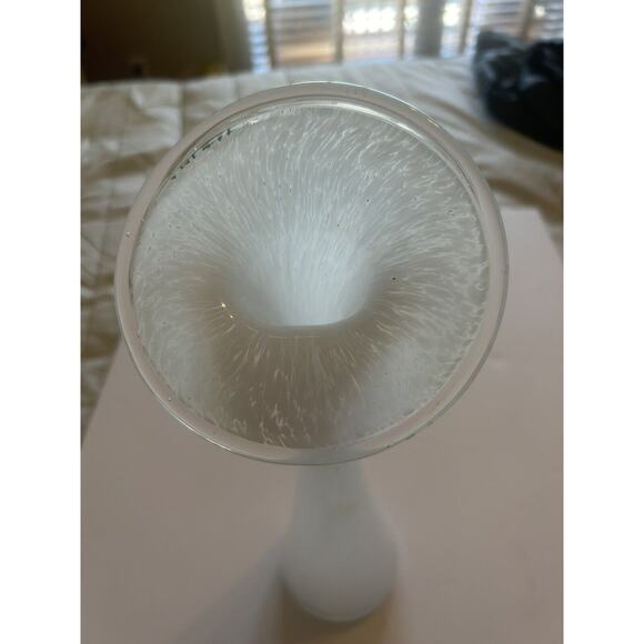 Jack In The Pulpit Vase White Splatter 15”‎ Hand Blown Art Glass - Picture 4 of 16